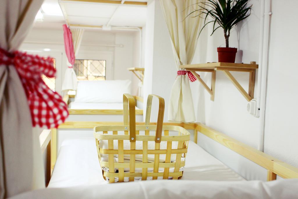 מאלגה Picnic Dreams Boutique Hostel מראה חיצוני תמונה