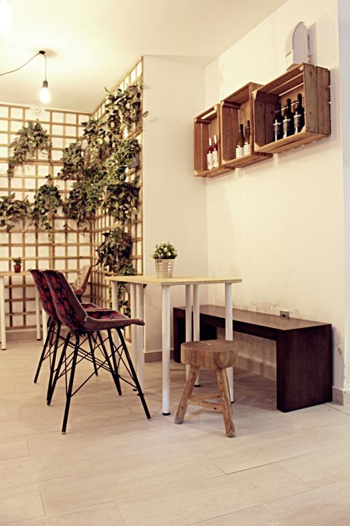 מאלגה Picnic Dreams Boutique Hostel מראה חיצוני תמונה
